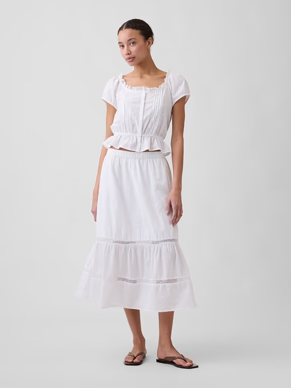 Gap Relaxed Tiered Maxi Skirt Cottagecore Optic White Embroidered Flowers Beach